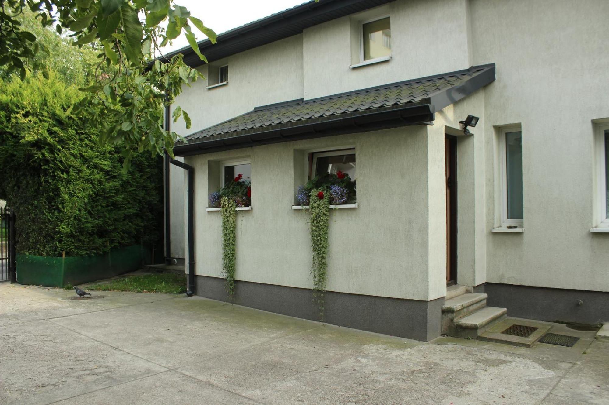 Domek Podrozniczy Łódź Exteriör bild